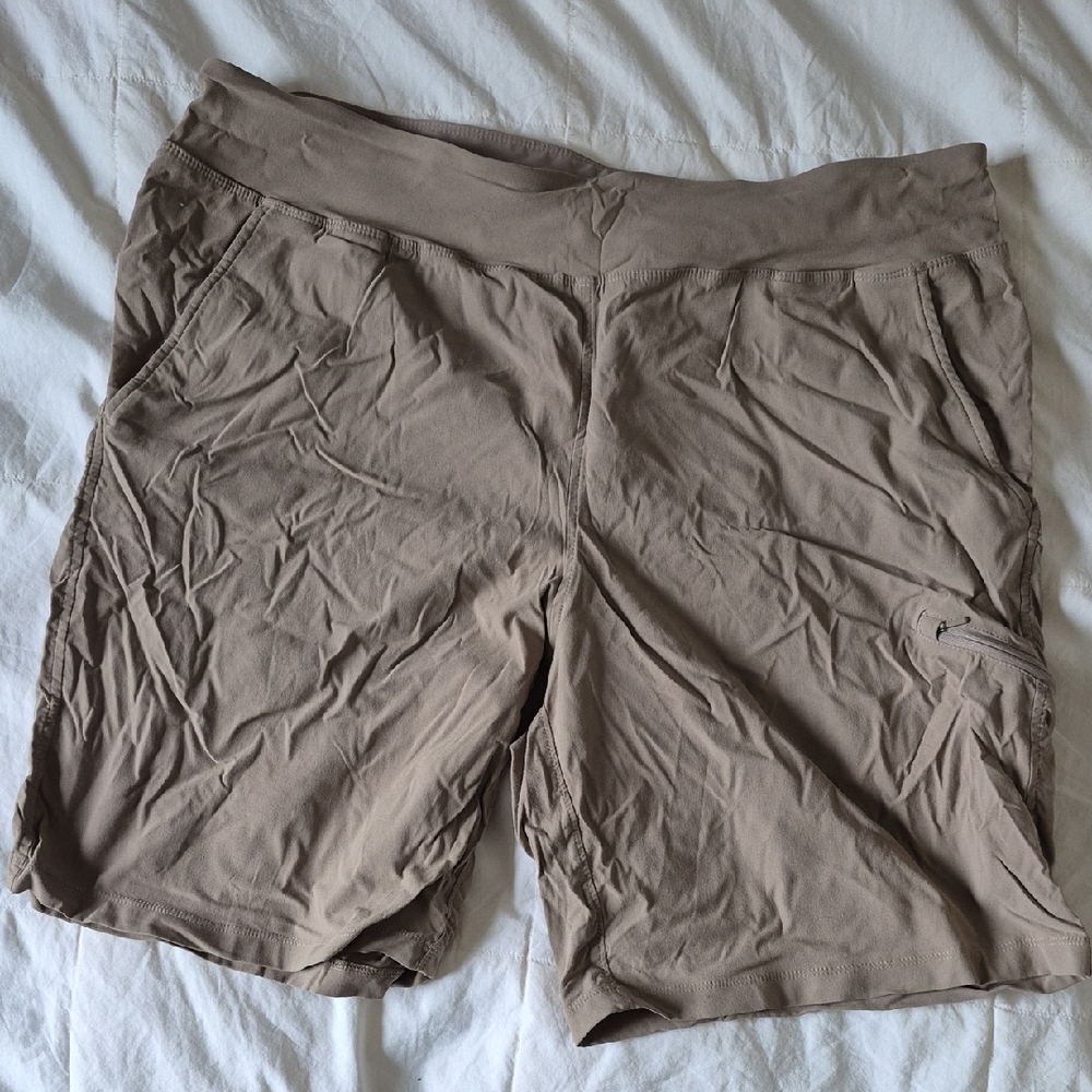 Mountain Hardwear Dynama/2 Bermuda Shorts
